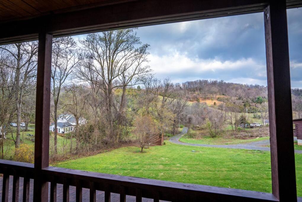 Mountain Views, Hot Tub, Firepit, Dog Friendly, Ev Connector Villa Stanley Dış mekan fotoğraf